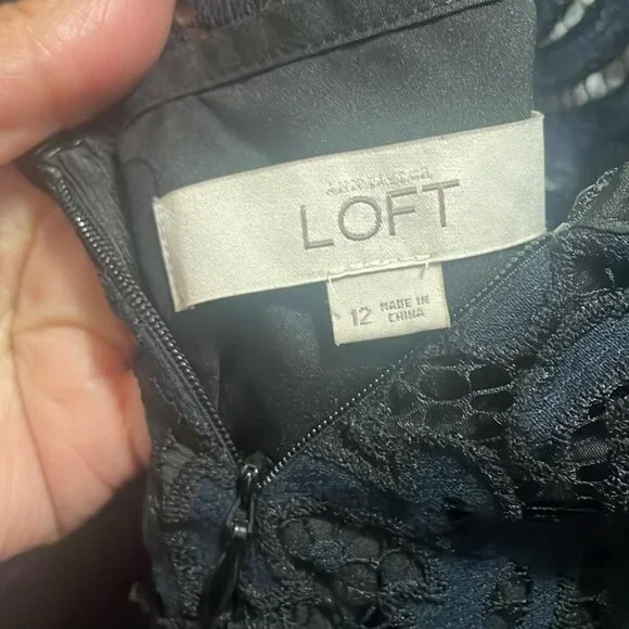 Ann Taylor LOFT Women's Lace Overlay Mini Dress 12 - Picture 5 of 7